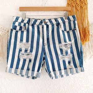 Forever 21 Striped Cuffed Hem Denim Shorts